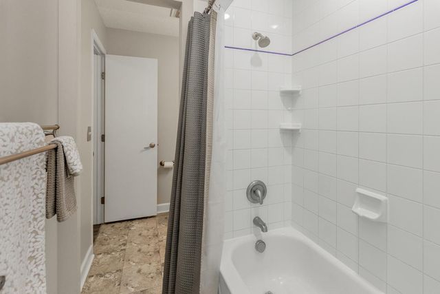3431 Kent Street 708, Shoreview, MN 55126