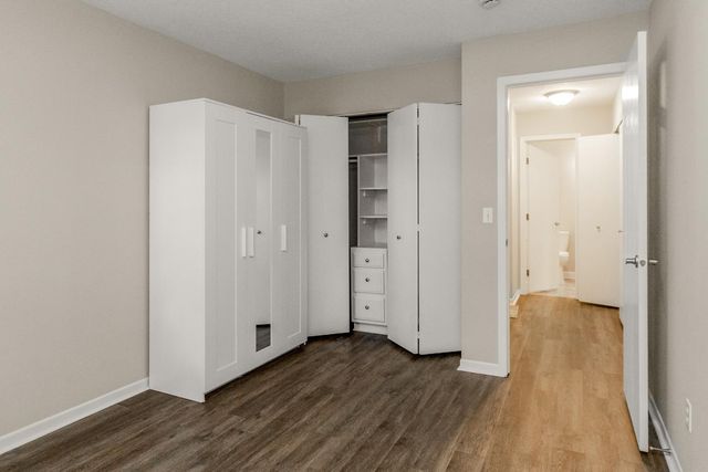 3431 Kent Street 708, Shoreview, MN 55126
