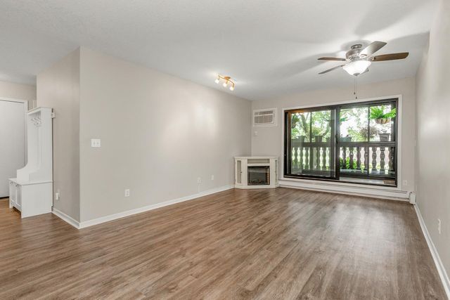 3431 Kent Street 708, Shoreview, MN 55126