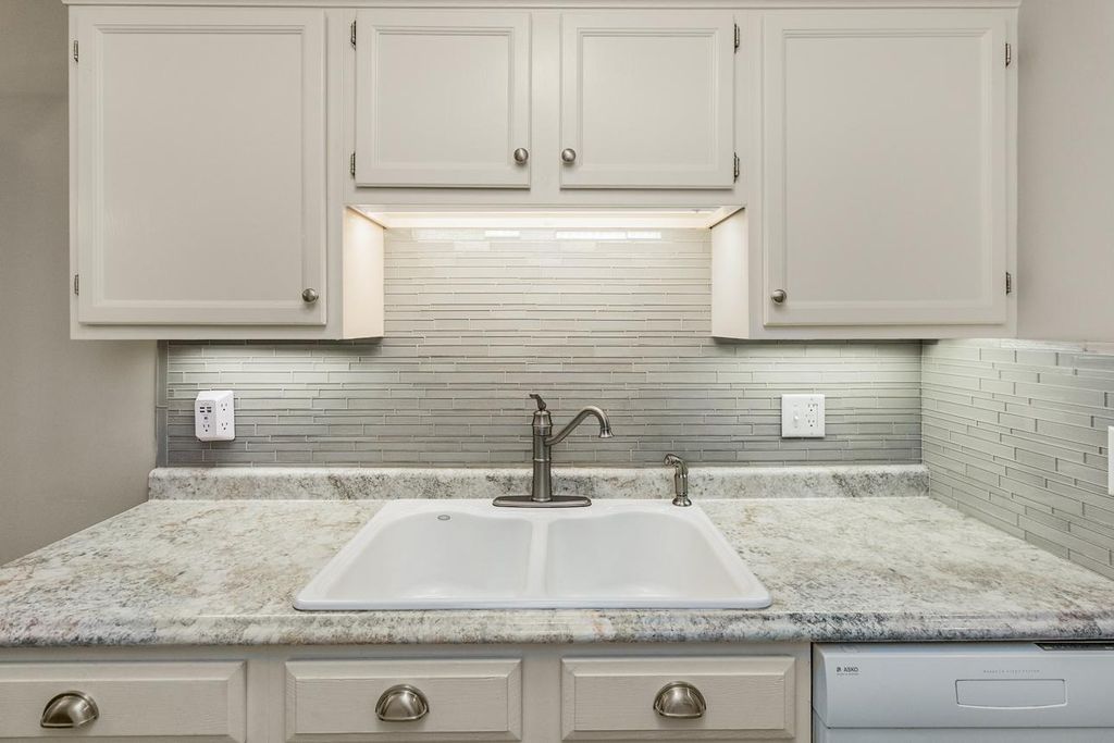 3431 Kent Street 708, Shoreview, MN 55126 — photo 5