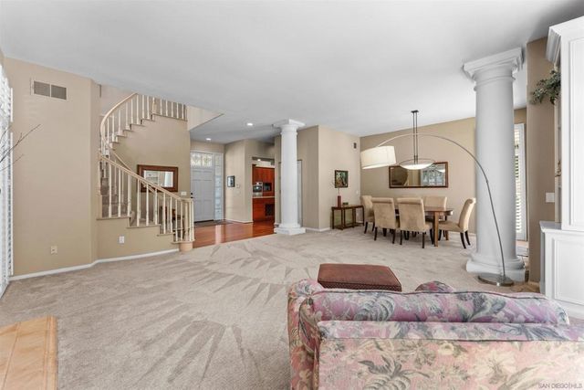 9744 Claiborne Square, La Jolla, CA 92037