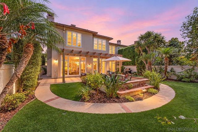 9744 Claiborne Square, La Jolla, CA 92037