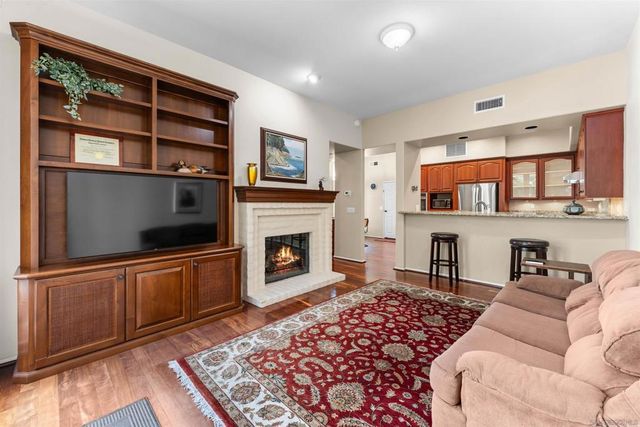 9744 Claiborne Square, La Jolla, CA 92037