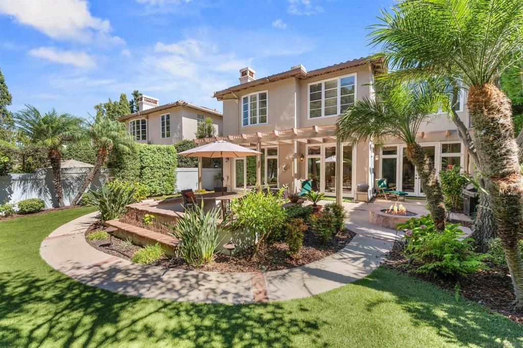 9744 Claiborne Square, La Jolla, CA 92037