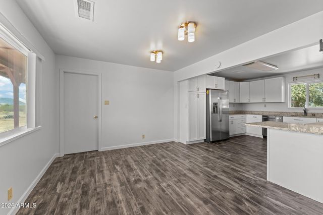 48234 N 513TH Avenue, Aguila, AZ 85320