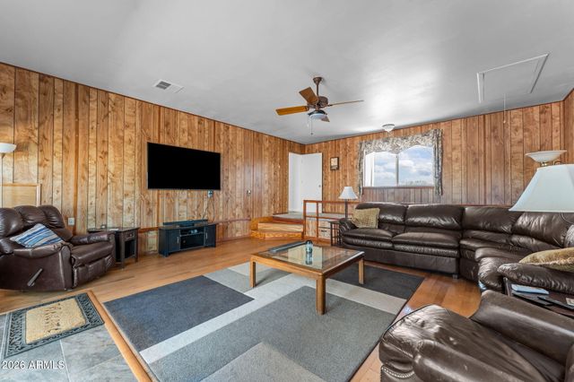 48234 N 513TH Avenue, Aguila, AZ 85320