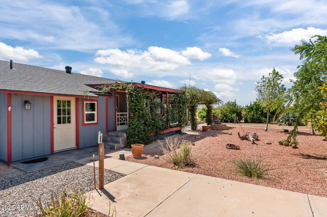 48234 N 513TH Avenue, Aguila, AZ 85320
