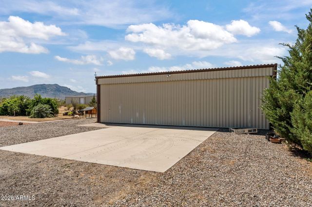 48234 N 513TH Avenue, Aguila, AZ 85320