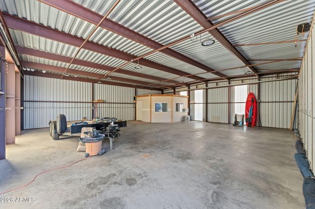 48234 N 513TH Avenue, Aguila, AZ 85320