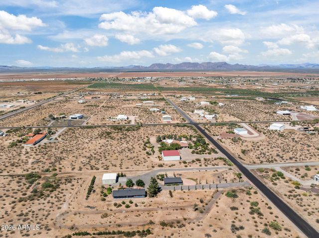 48234 N 513TH Avenue, Aguila, AZ 85320