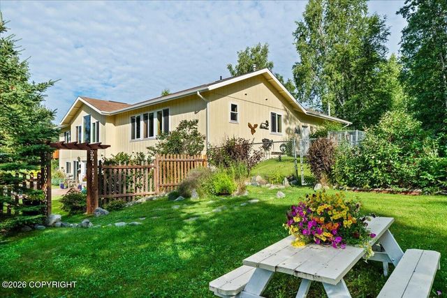 2276 E Ridgeview Drive, Wasilla, AK 99654