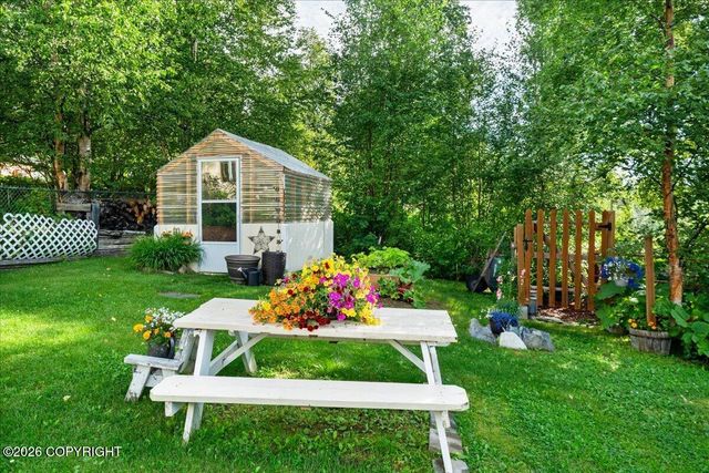 2276 E Ridgeview Drive, Wasilla, AK 99654