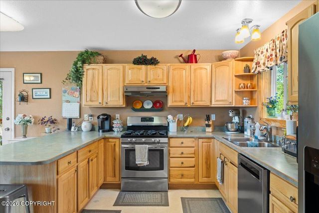 2276 E Ridgeview Drive, Wasilla, AK 99654