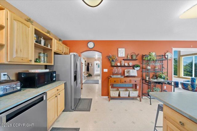 2276 E Ridgeview Drive, Wasilla, AK 99654