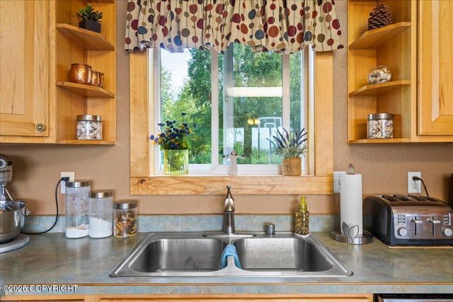 2276 E Ridgeview Drive, Wasilla, AK 99654