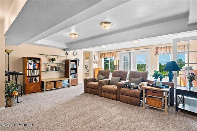 2276 E Ridgeview Drive, Wasilla, AK 99654