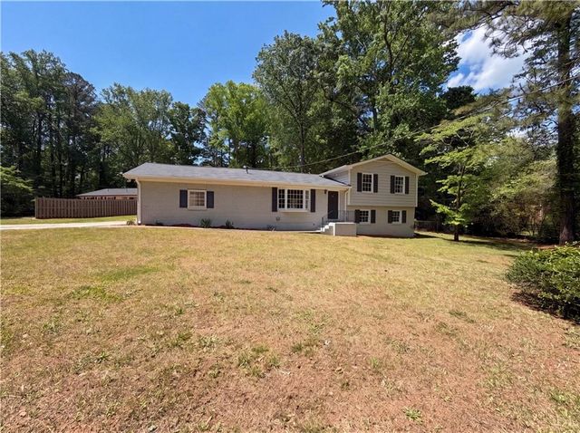 2650 Oxbow Way SW, Marietta, GA 30008