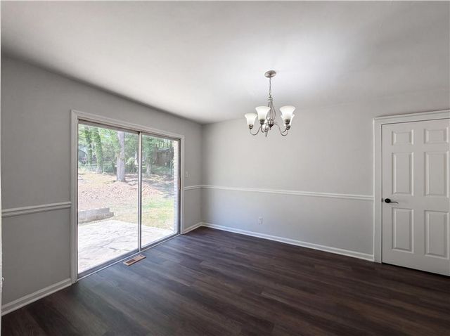 2650 Oxbow Way SW, Marietta, GA 30008