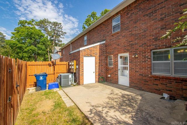 200 Pine Forest 3-B, Maumelle, AR 72113