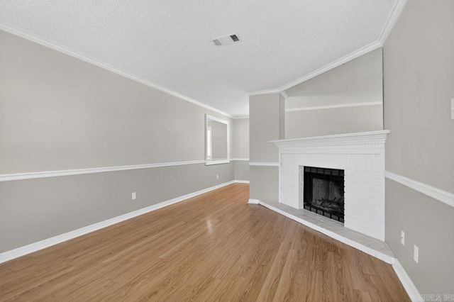 200 Pine Forest 3-B, Maumelle, AR 72113