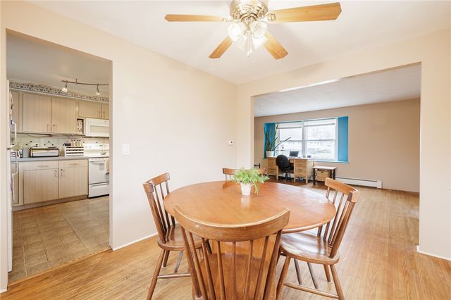 32 Black Walnut Drive, Greece, NY 14615