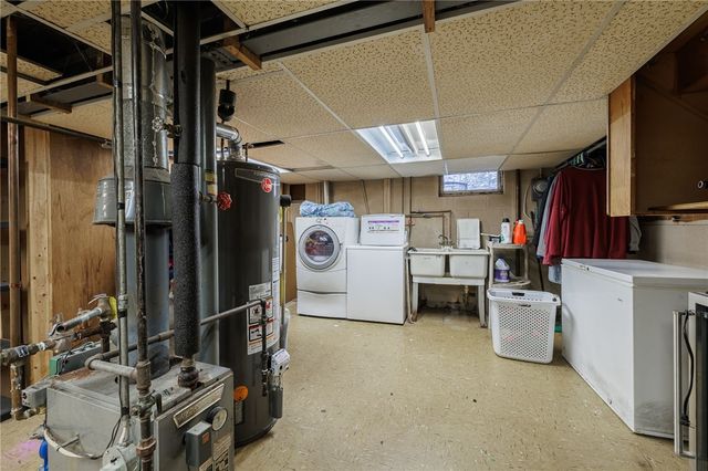 32 Black Walnut Drive, Greece, NY 14615