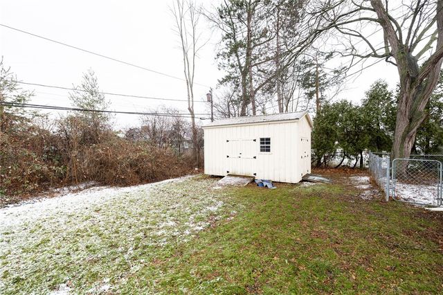 32 Black Walnut Drive, Greece, NY 14615