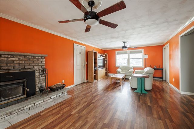 32 Black Walnut Drive, Greece, NY 14615