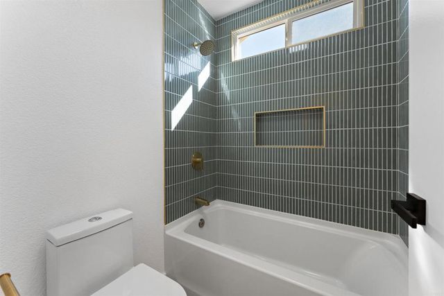 14442 Calle Nublado, San Diego, CA 92129