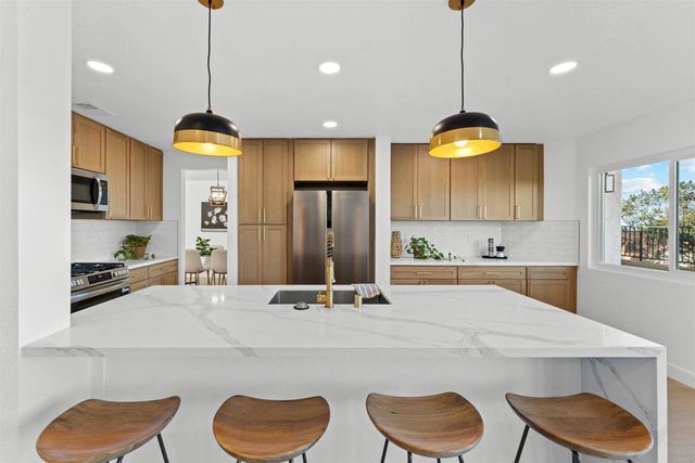 14442 Calle Nublado, San Diego, CA 92129