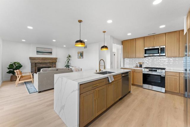 14442 Calle Nublado, San Diego, CA 92129