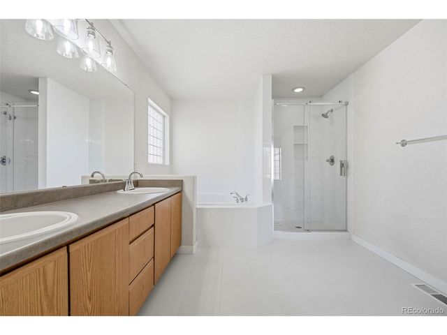 20000 Mitchell Pl 80, Denver, CO 80249