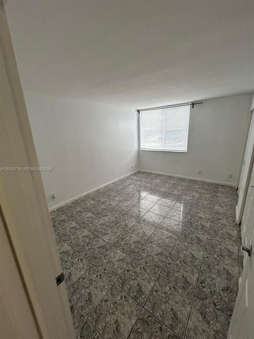 10765 Cleary Blvd 109, Plantation, FL 33324