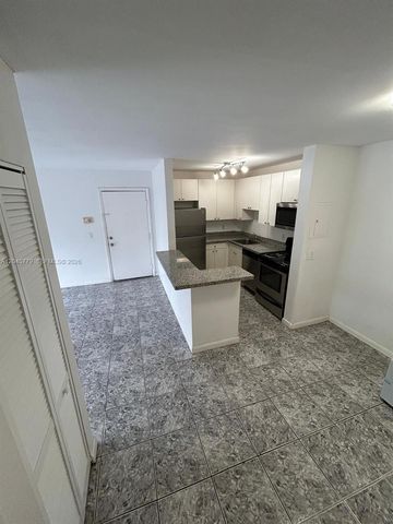 10765 Cleary Blvd 109, Plantation, FL 33324