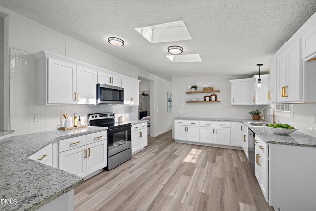 113 Pineview Drive, Louisburg, NC 27549