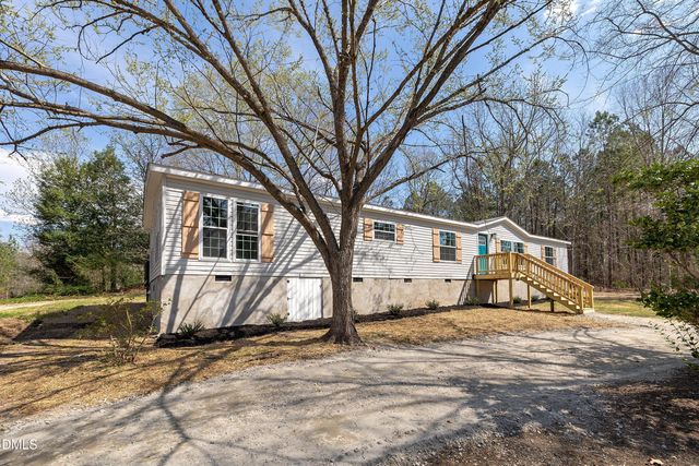 113 Pineview Drive, Louisburg, NC 27549