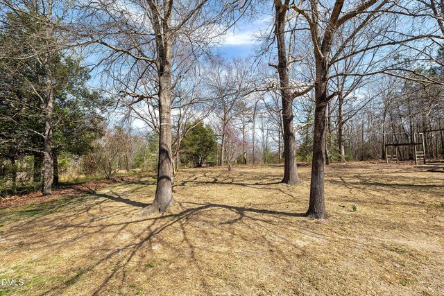 113 Pineview Drive, Louisburg, NC 27549