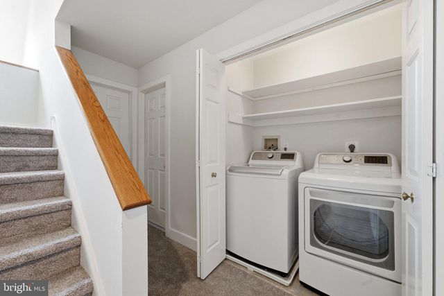 30 GREYTHORNE WOODS CIR, Wayne, PA 19087