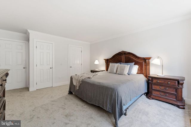 30 GREYTHORNE WOODS CIR, Wayne, PA 19087