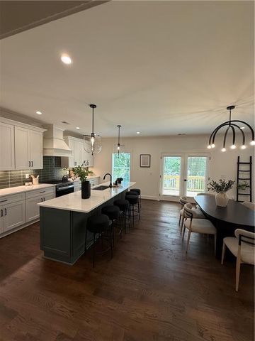 545 Warren Avenue, Scottdale, GA 30079