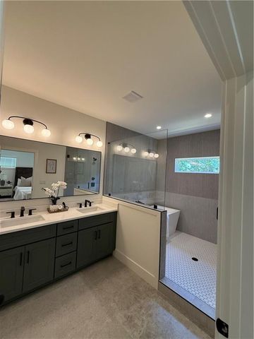 545 Warren Avenue, Scottdale, GA 30079