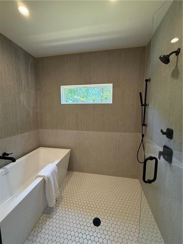 545 Warren Avenue, Scottdale, GA 30079
