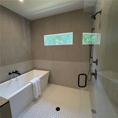 545 Warren Avenue, Scottdale, GA 30079