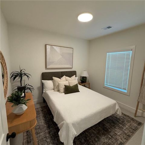 545 Warren Avenue, Scottdale, GA 30079