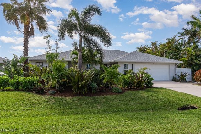 1816 SE 36th TER, Cape Coral, FL 33904