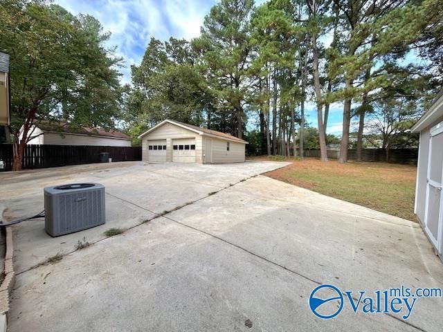 318 Graycroft Drive, Huntsville, AL 35802