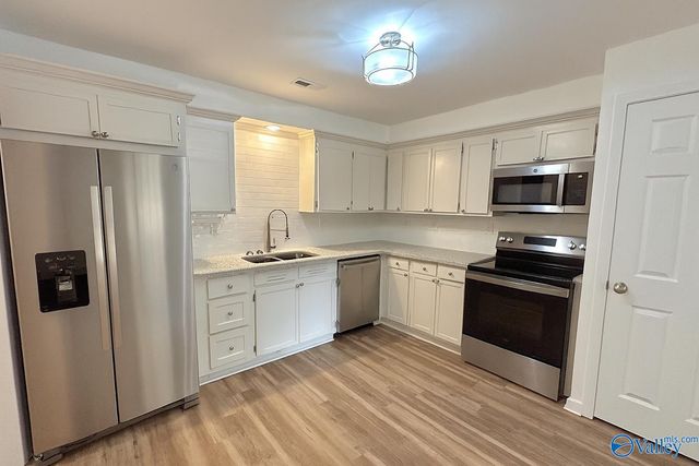 318 Graycroft Drive, Huntsville, AL 35802