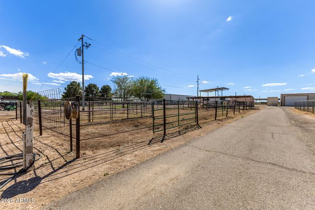 12368 N VALLEY FARMS Road, Coolidge, AZ 85128