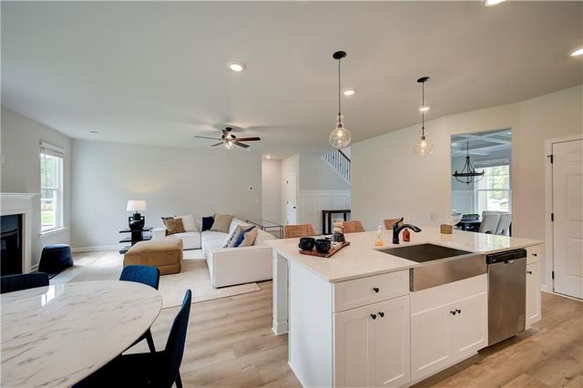 141 Dohrn Drive, Loganville, GA 30052