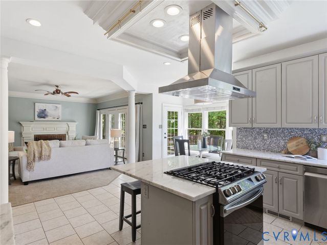 13905 Old Hampstead Ln, Chester, VA 23831